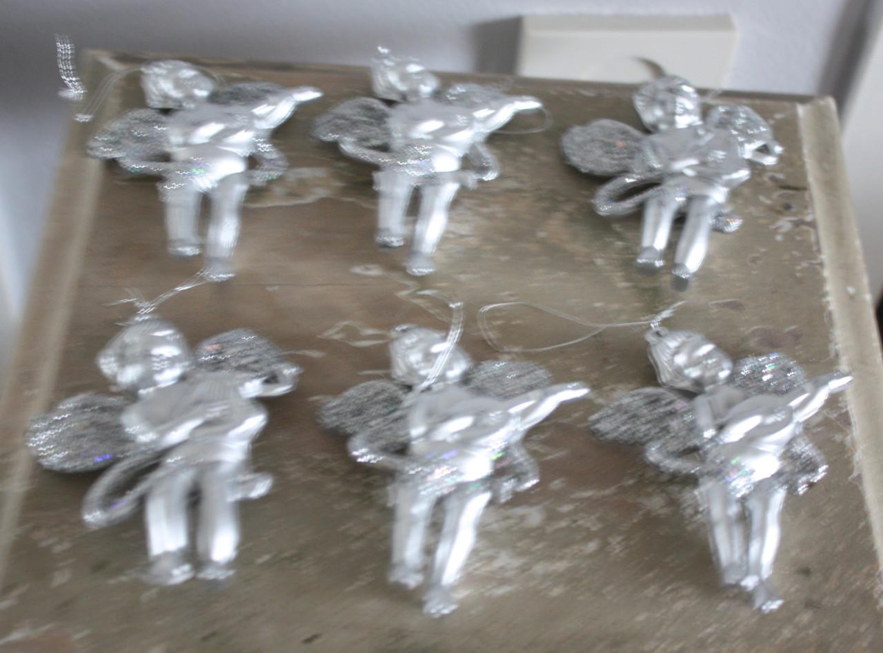 Set van 6 zilverglitter engelen kunststof