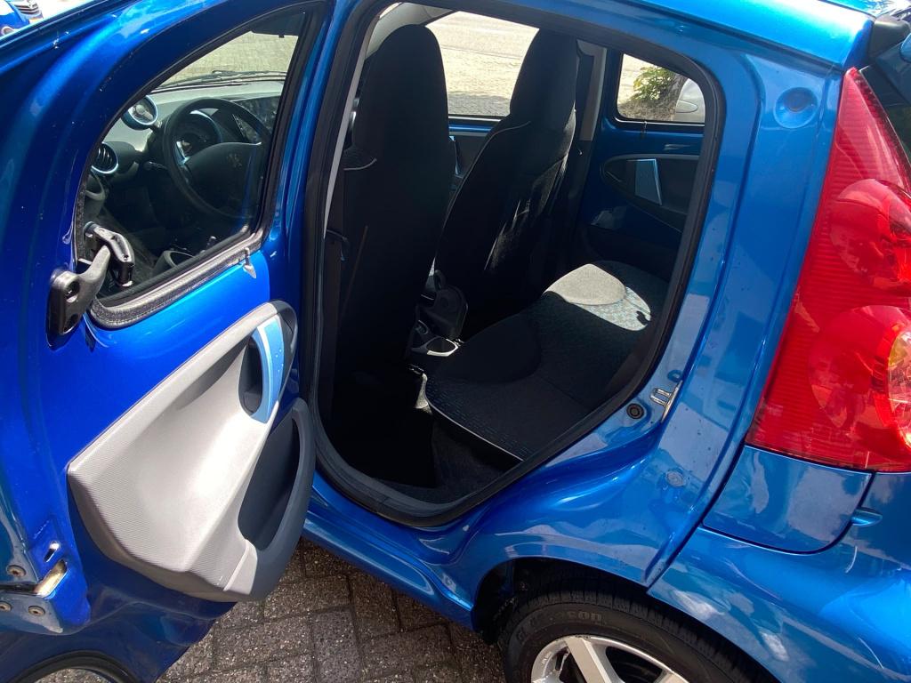 Peugeot 107 urban move 1.0 | slechts 34.320 km | airco | carplay | van eers