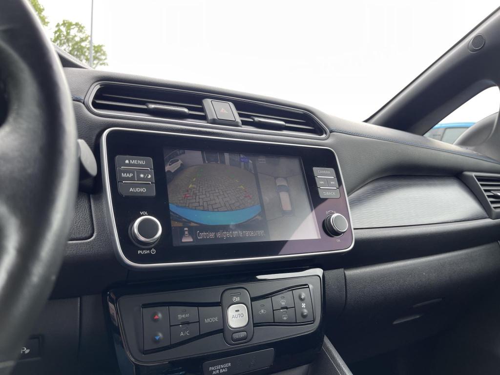 Nissan Leaf n-connecta 40 kwh soh 84% | navigatie | 360° camera | stuur- + 