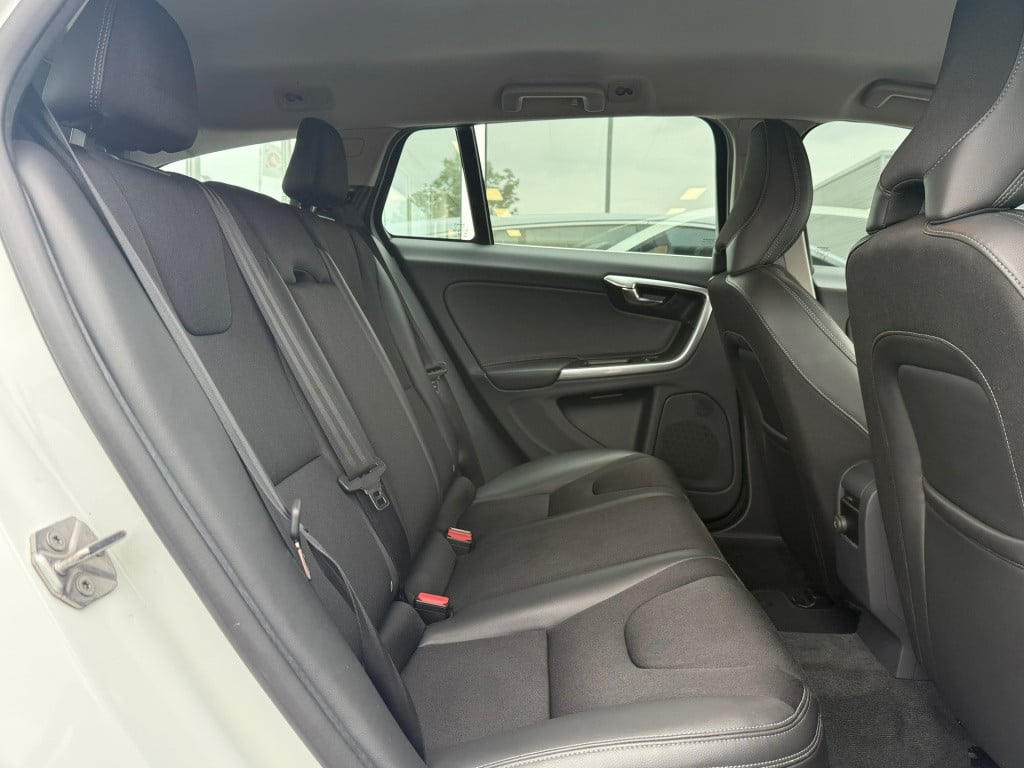 Volvo V60 1.5 t2 momentum