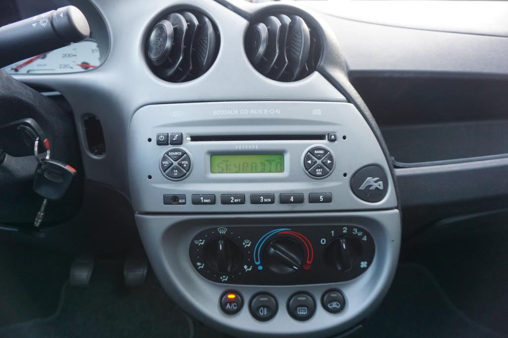 Ford KA 1.3 cool & sound airco / elektr. ramen / nap
