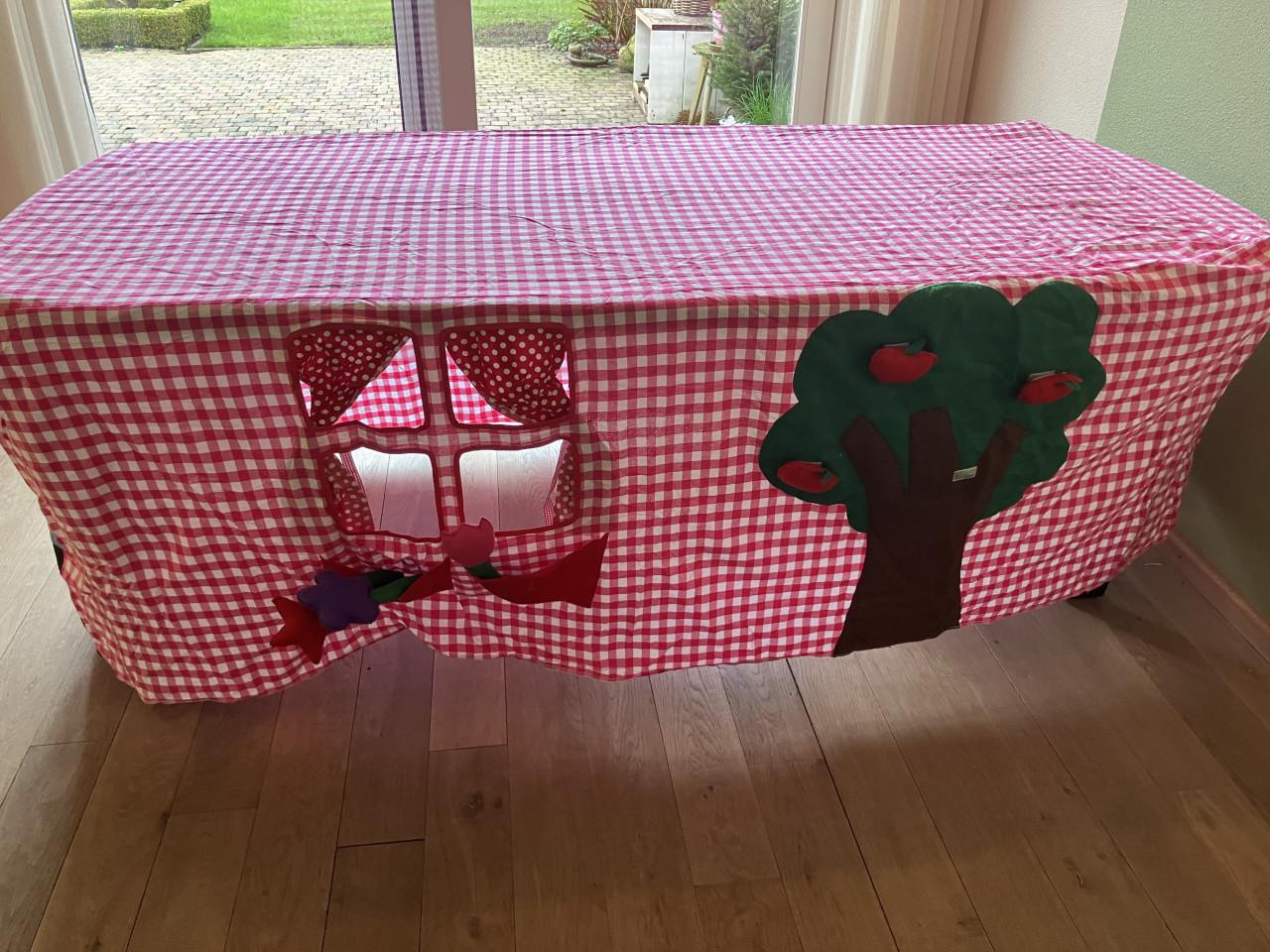 Speelgoed Speelhut tafel