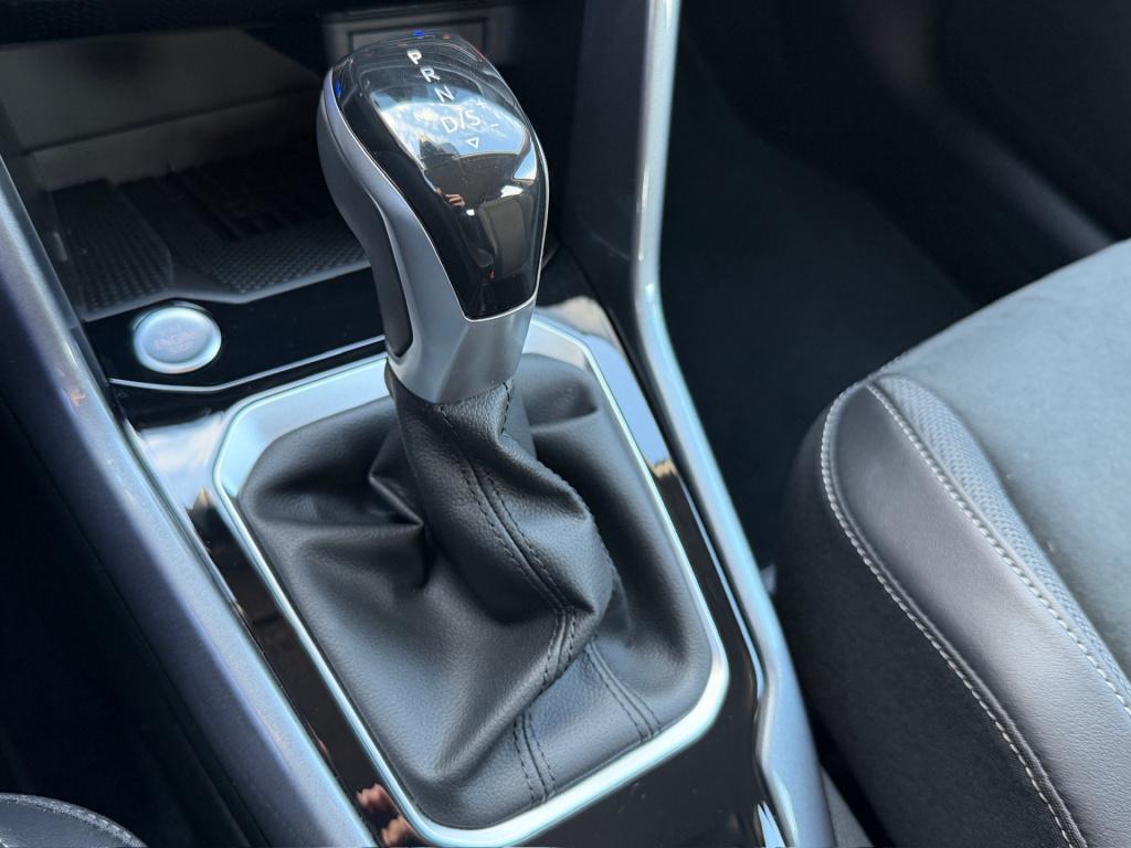 Volkswagen T-roc 1.5 tsi 150pk dsg style | navigatie | standkachel | camera