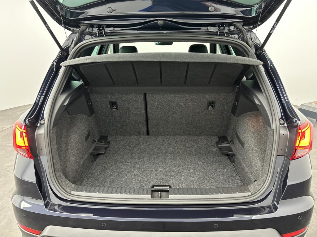 Seat Arona 1.0 tsi fr business intense | licht metalen wielen