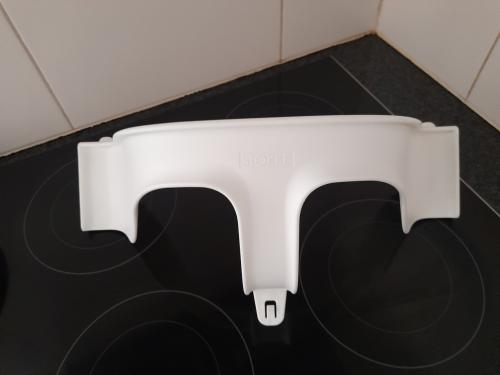 STOKKE  Zittingrail  (in goede nette staat )