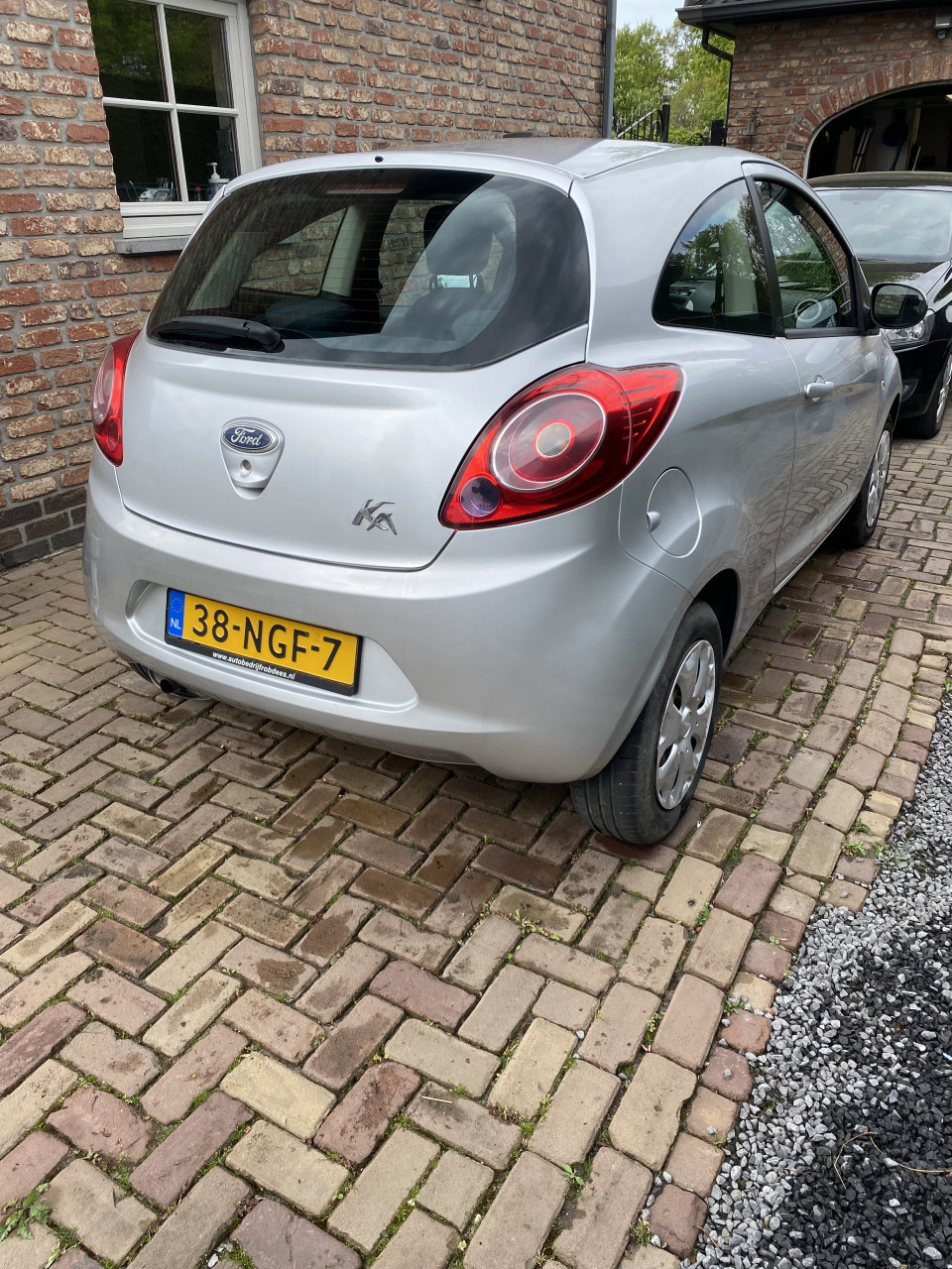 Ford ka. Nieuwe distributie en grote beurt