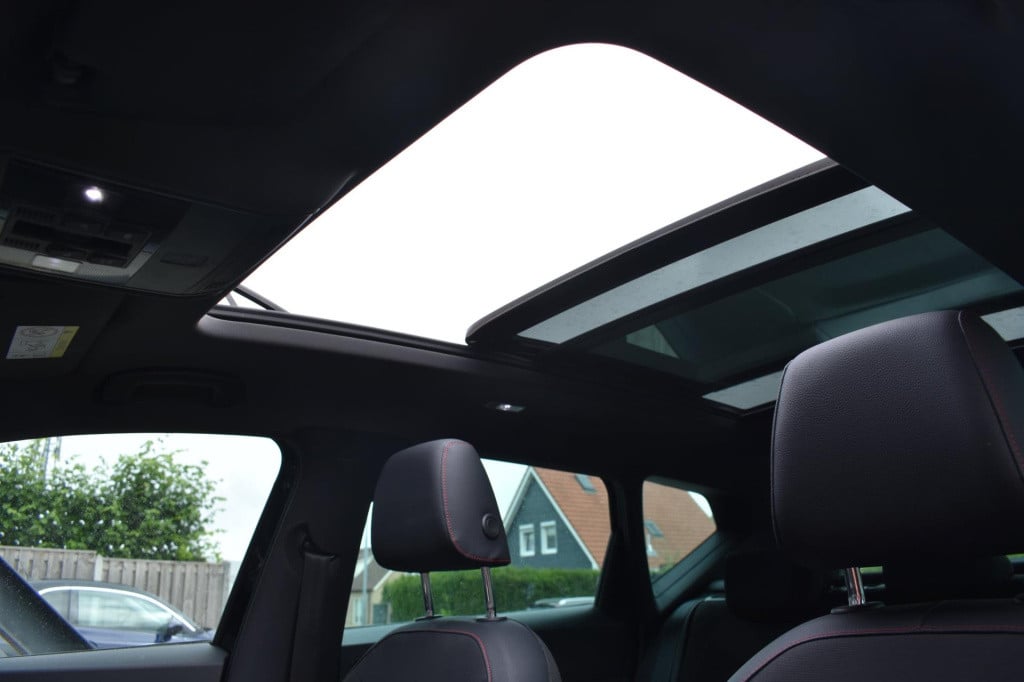 Seat Ateca 1.5 tsi fr | panoramadak | virtual cockpit | dealer onderhouden 