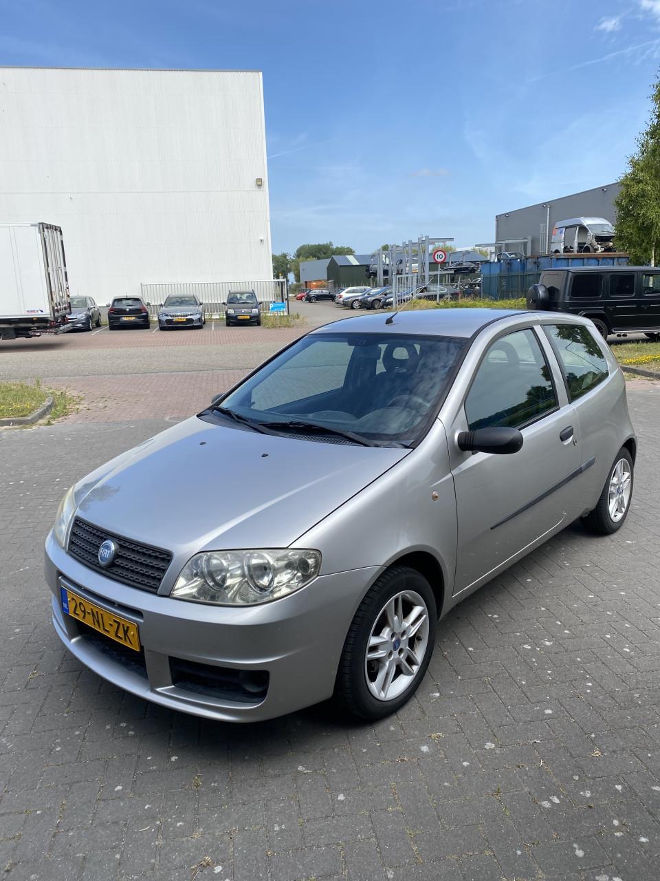 Fiat Punto 1.2 16V 3DR 2003 Grijs | 124.413 KM NAP