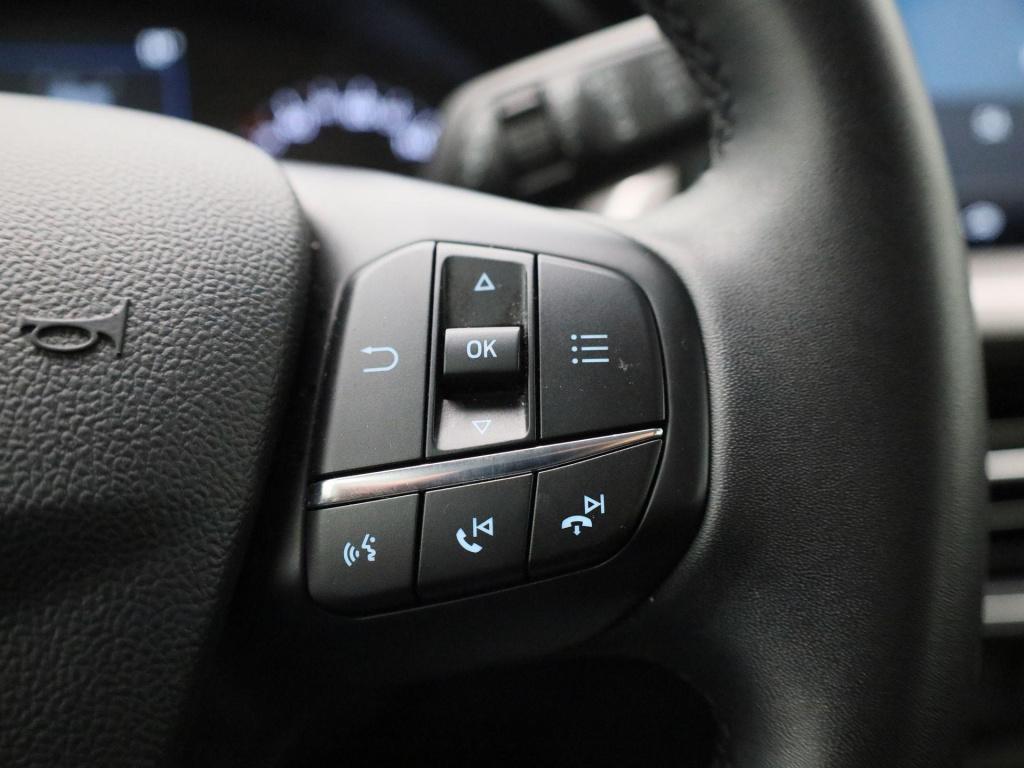 Ford Focus wagon 1.0 ecoboost hybrid titanium navigatie | pdc | apple carpl