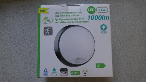 LED wandarmatuur 14W met bewegingssensor (nieuw in doos)