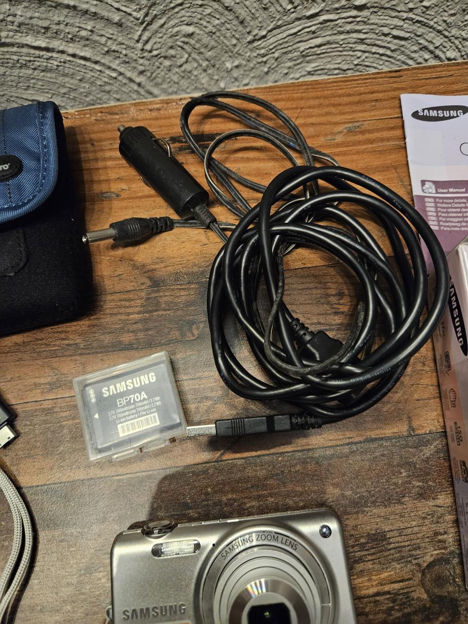 Nette werkende Samsung ST65 zoom Camera - Zilver met accessoires