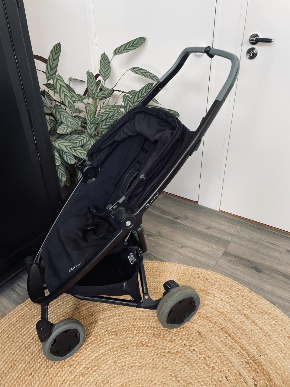 Quinny Xpress plus buggy kleur zwart