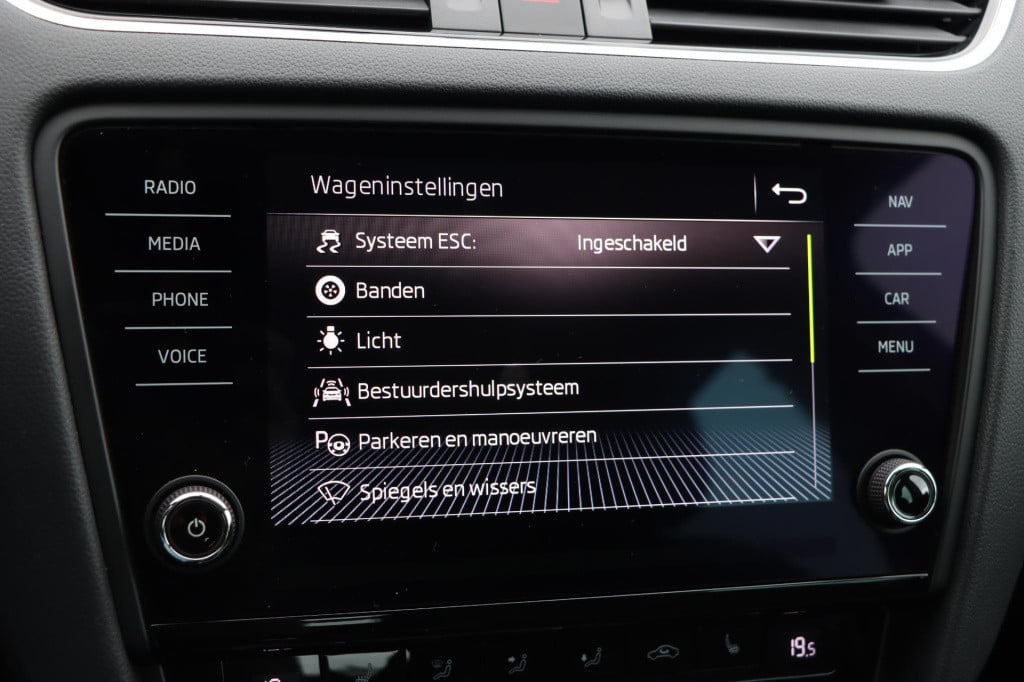 Skoda Octavia combi 1.0 tsi 115pk business edition plus