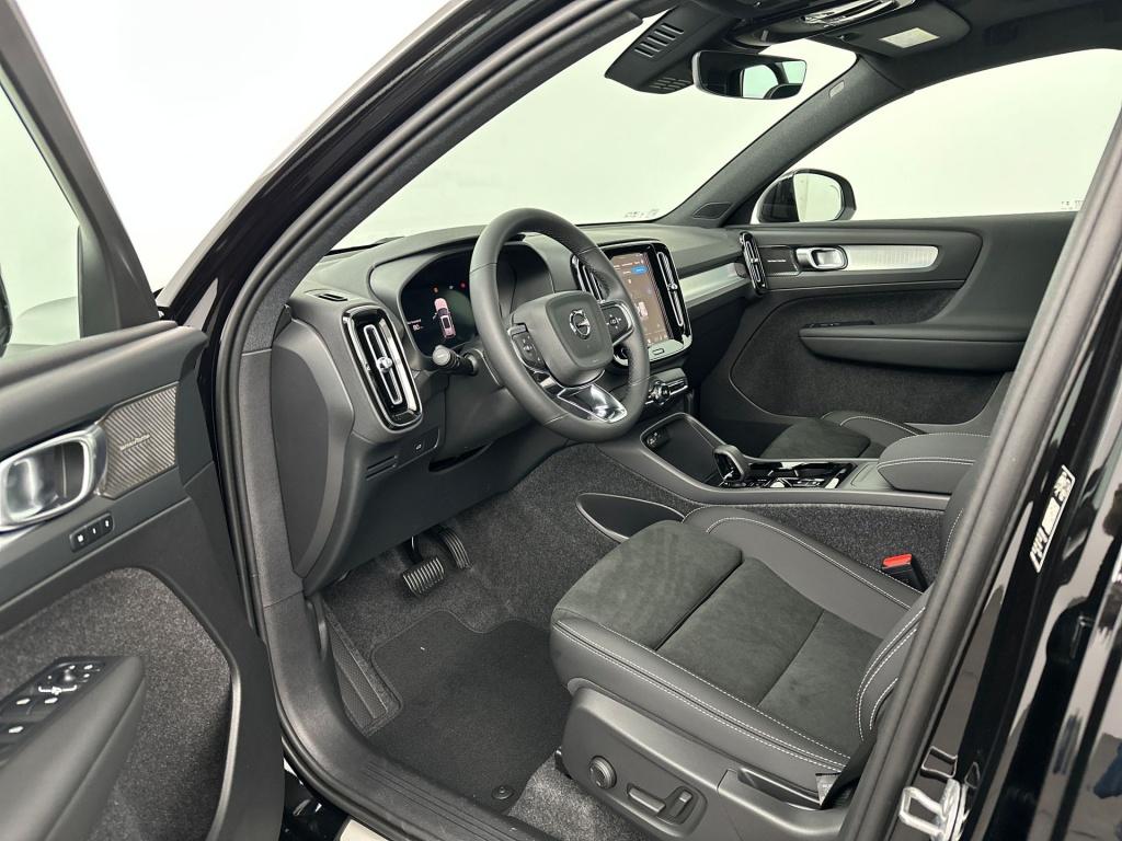 Volvo XC40 b4 plus black edition lounge 360 camera
