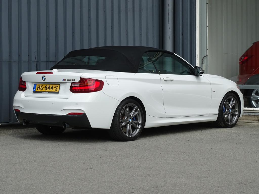 BMW 2-serie cabrio m235i high executive