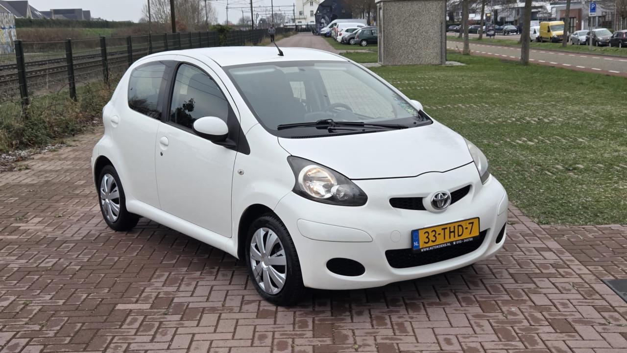 Toyota Aygo 1.0-12V Airco Comfort Navigator | 2012 | NAP | 5-Deurs | Airco