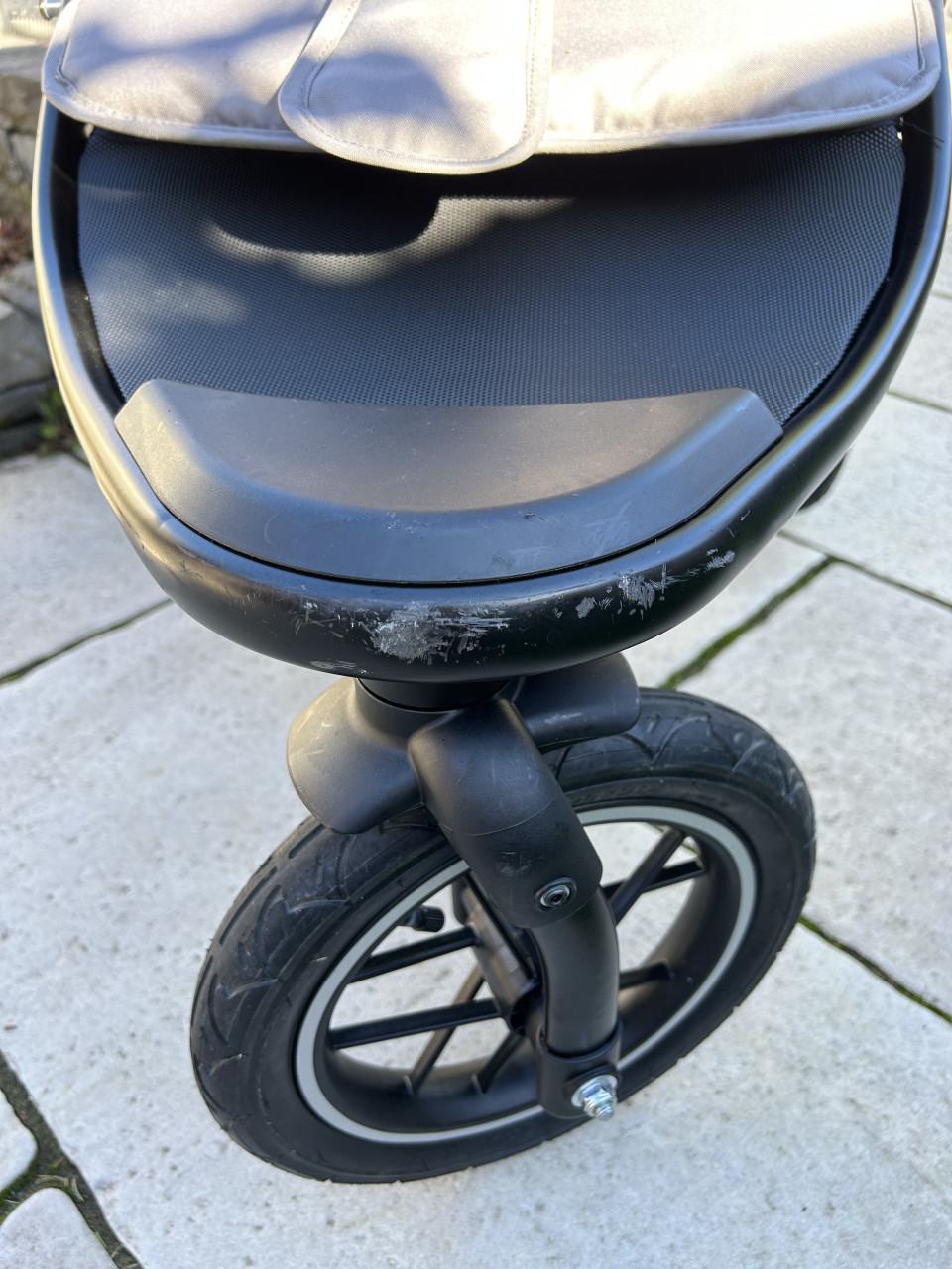 Kinderkraft Helsi2 buggy grijs
