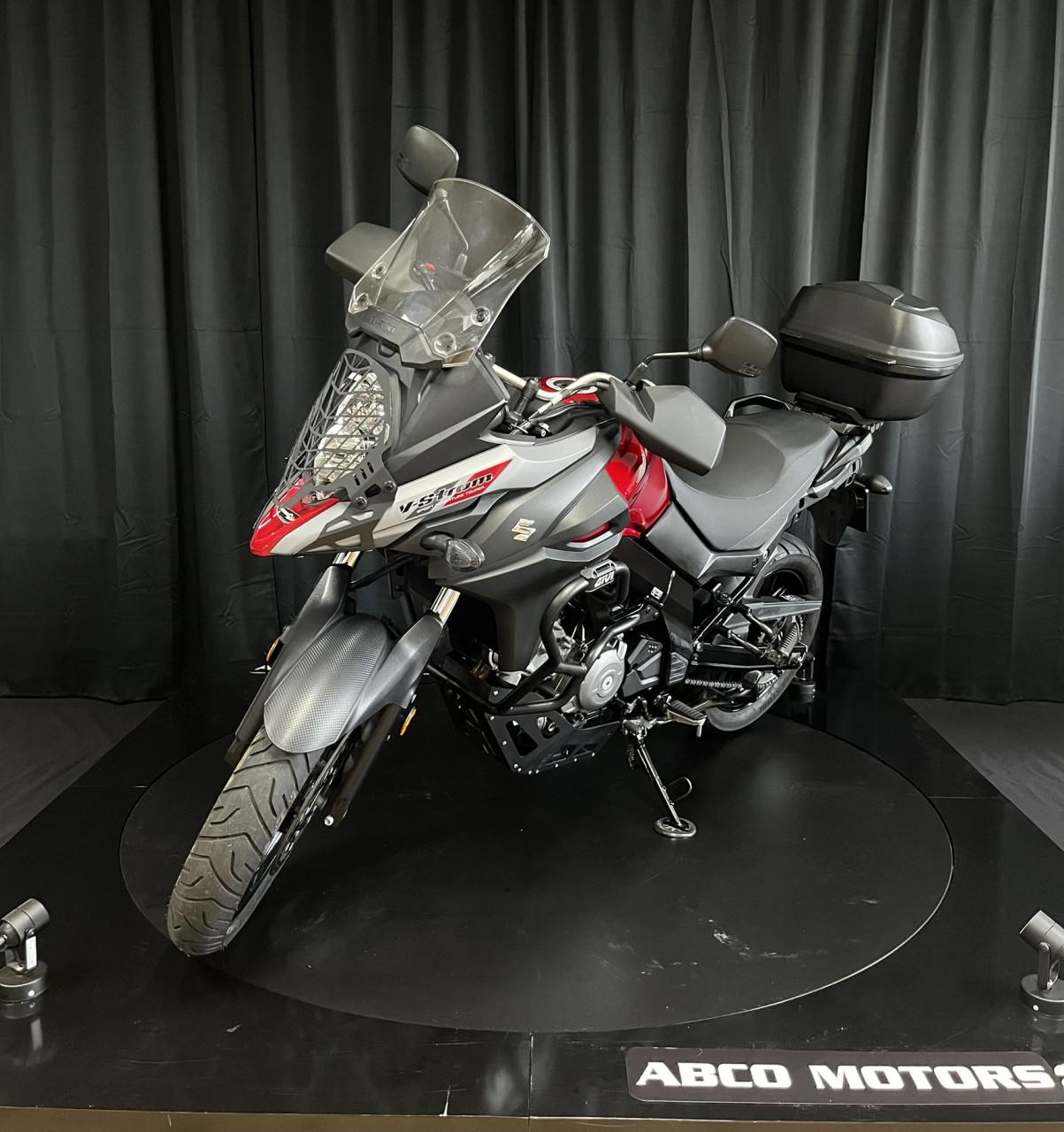 SUZUKI V-STROM DL 650