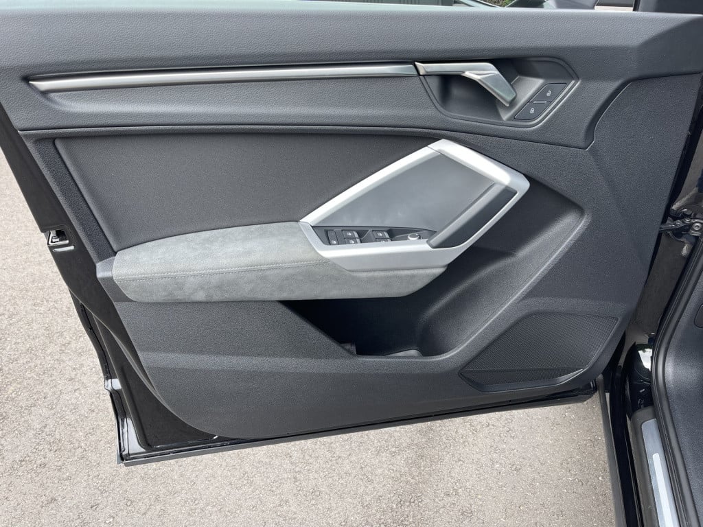 Audi Q3 35 tfsi s-tronic prestige | led | adapt. cruise | incl. 1 jaar bova