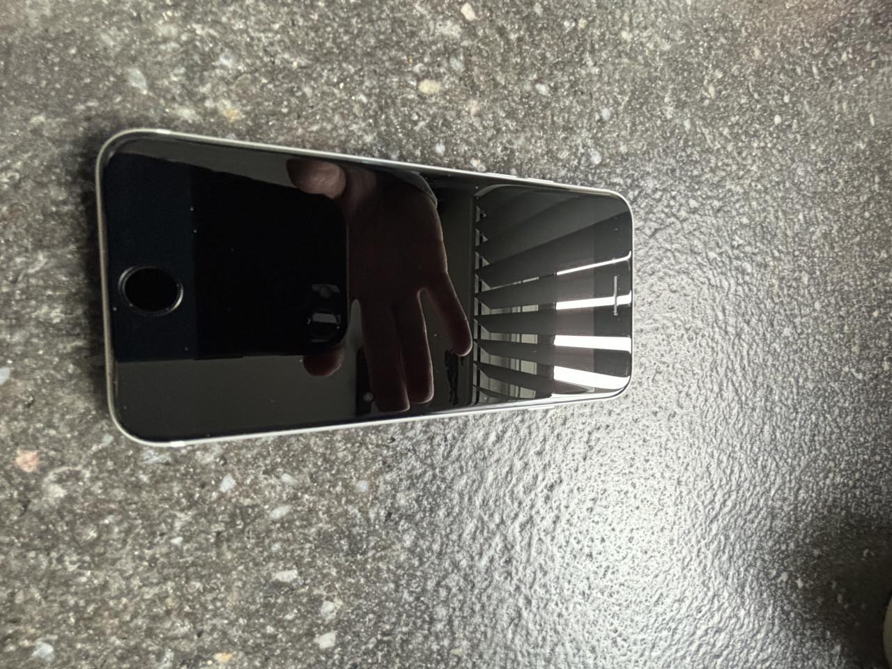 IPhone SE 2 de generatie in nieuwstaat