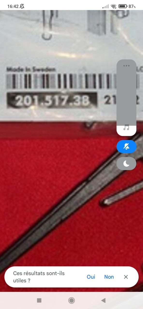Ikea Klamby Wandbezem-gereedschapshouder, bezemhouder, ook voor ski's 8=€4