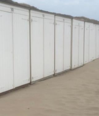 Strandhuisje/cabine te huur.