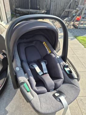 MaxiCosi incl 360* FamilyFix