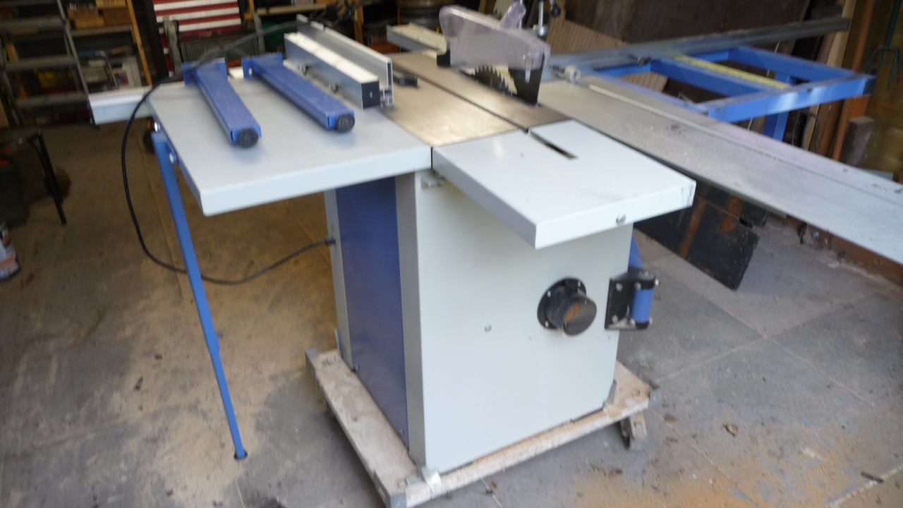 TE KOOP ZAAGMACHINE HBM 1600