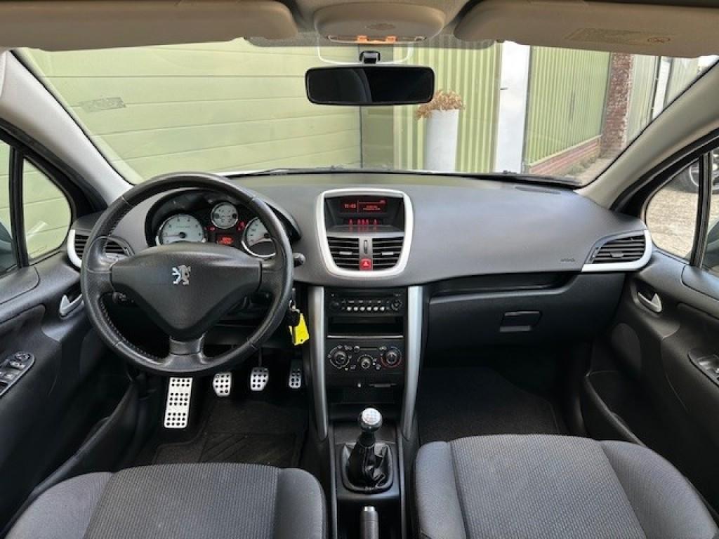 Peugeot 207 1.4 vti active