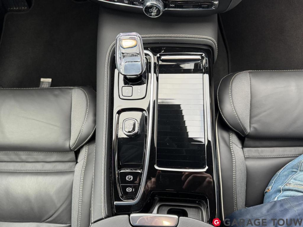 Volvo V60 2.0 t6 plug-in hybrid awd plus dark elektr.trekh.