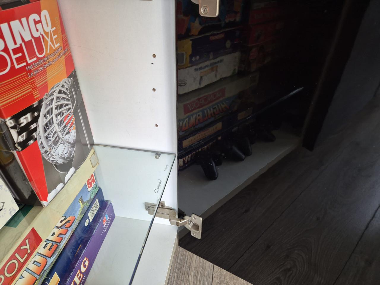 Dressoir Zwart/ wit gewrapt of tv kast.