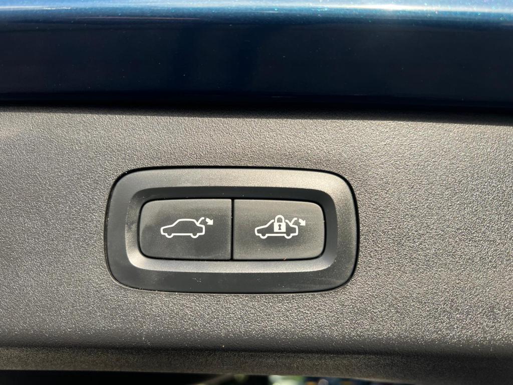 Lynk & Co 01 1.5td 261pk phev, pano, 360 graden camera, car play, adaptieve