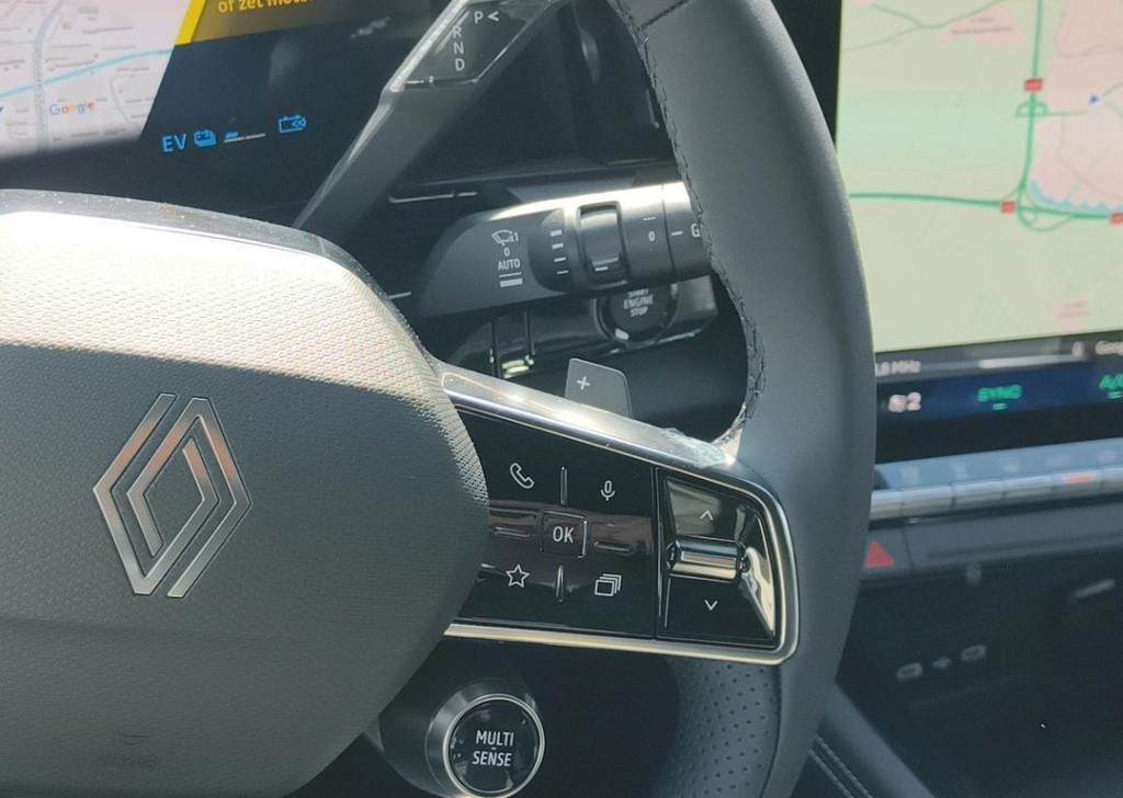 Renault Espace e-tech full hybrid 200 techno 7p.