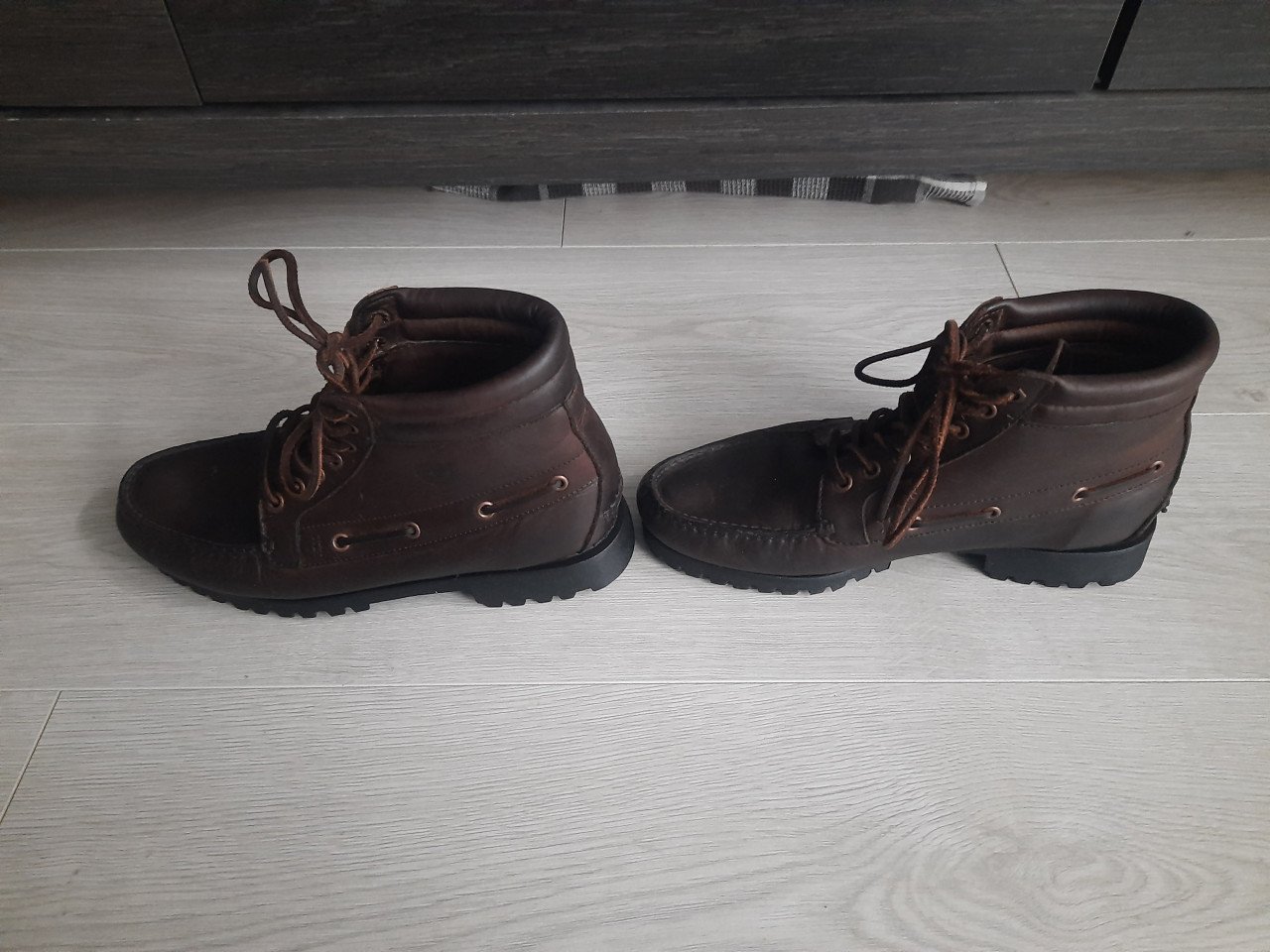 Timberland lederen schoenen bijna nieuw nieuwprijs € 189,- Nu maar € 89,-
