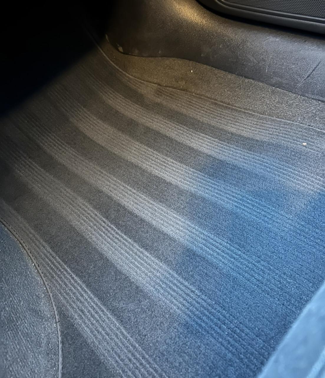 Auto vies? Laat je auto wassen 🧼 🚗