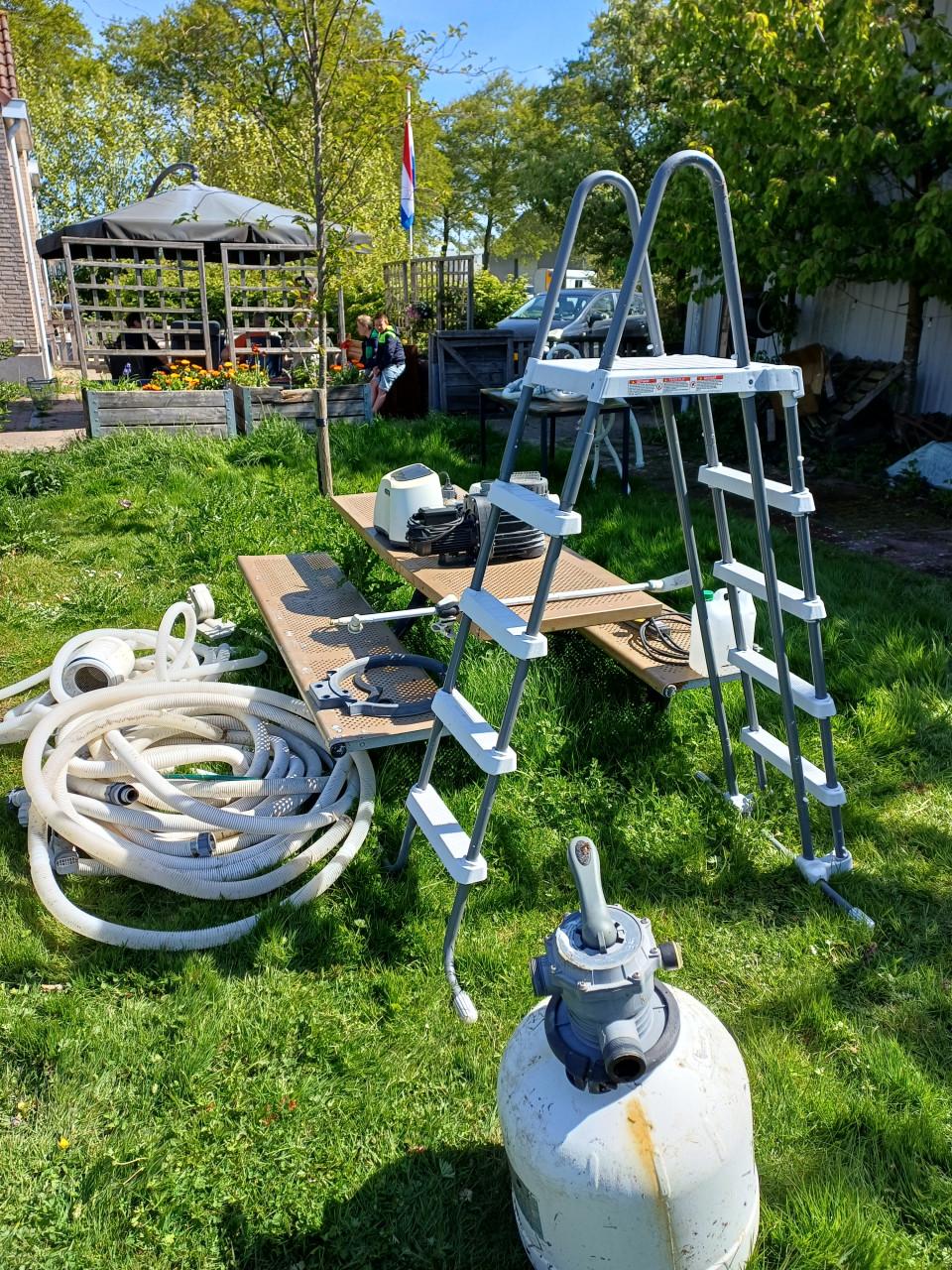 Zwembad (opzet merk Intex)