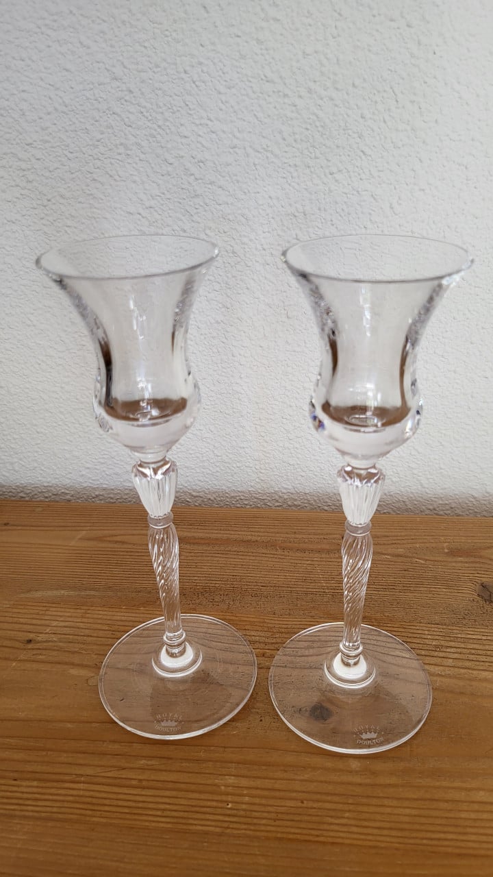 Set van 2 Royal Doulton kristallen kandelaars