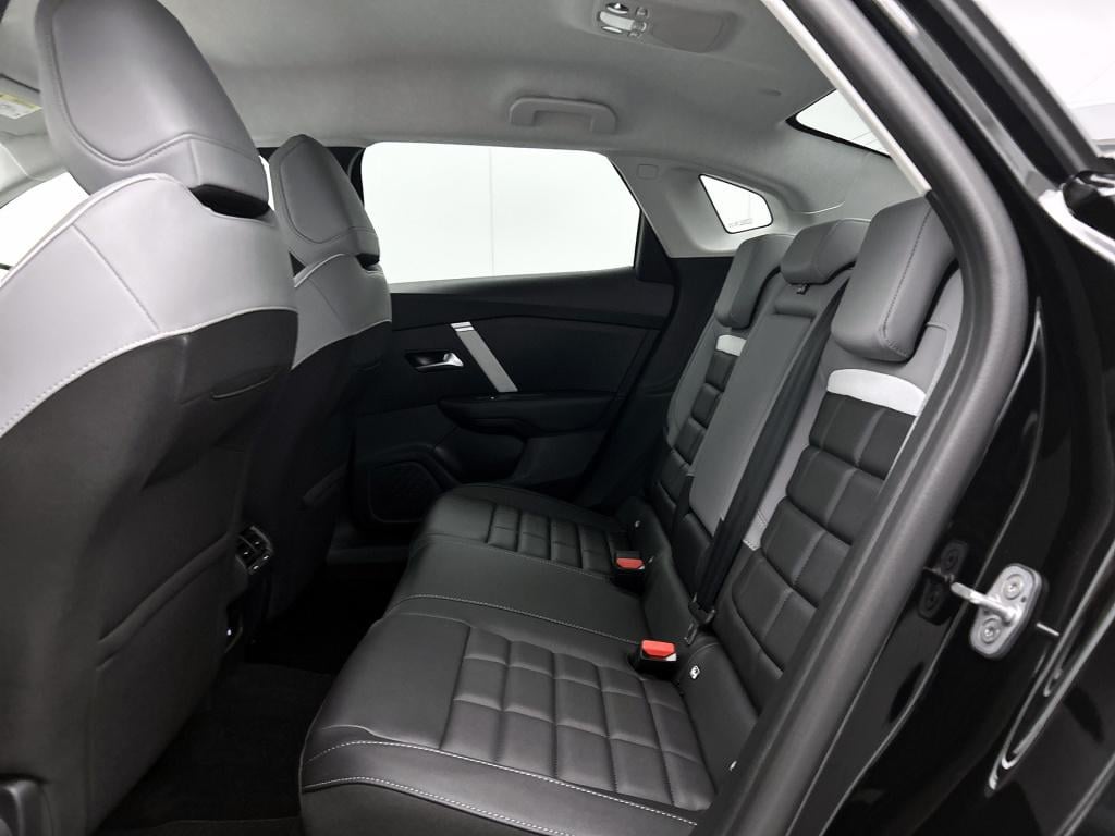 Citroen C4 X hybrid 145pk automaat max | rijklaar | adaptieve cc | comf sea
