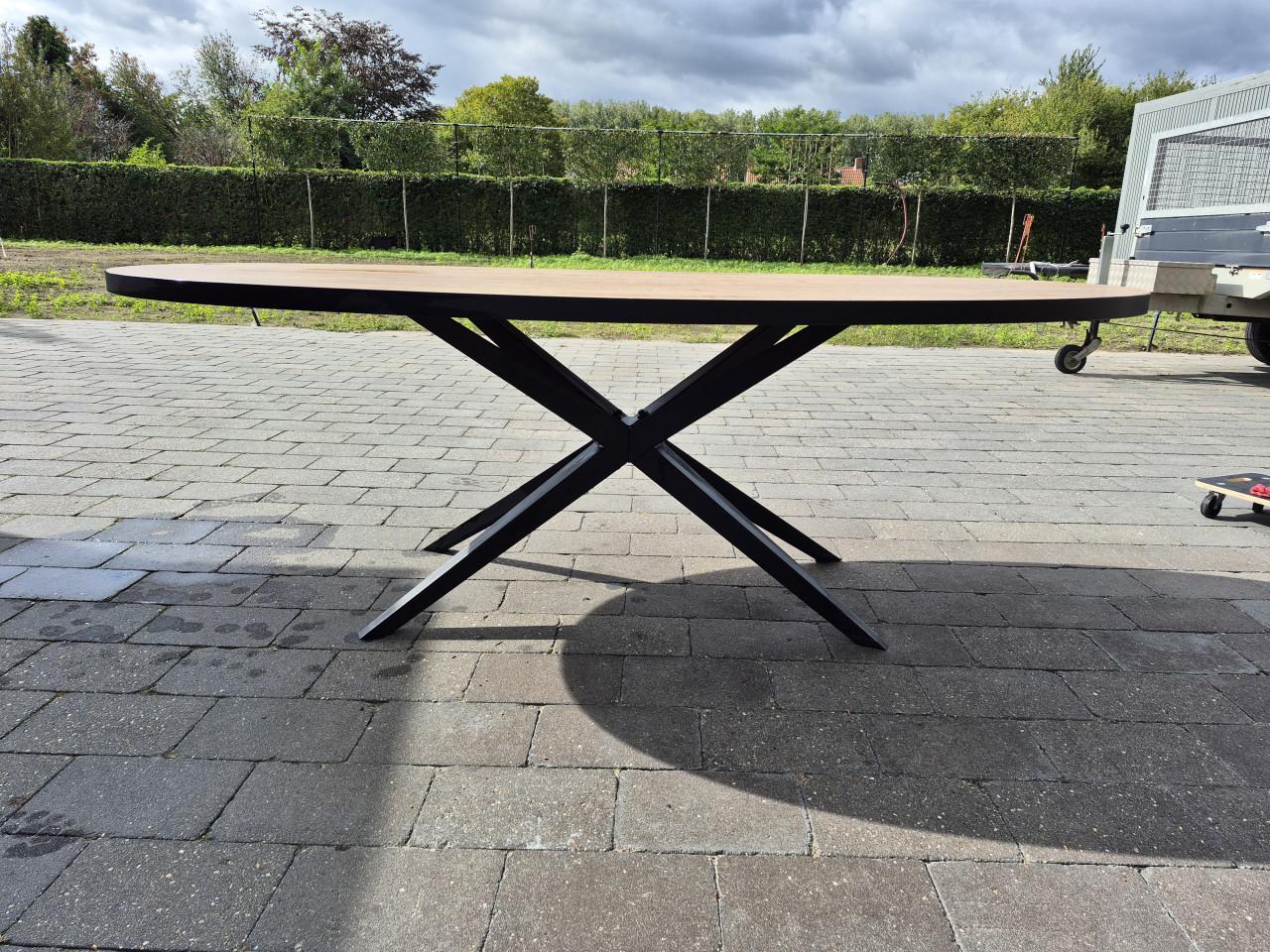 Ovale eettafel 120x210