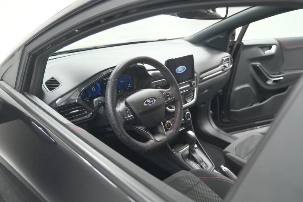 Ford Puma 1.0 ecoboost hybrid st-line x | trekhaak | camera | navigatie | a