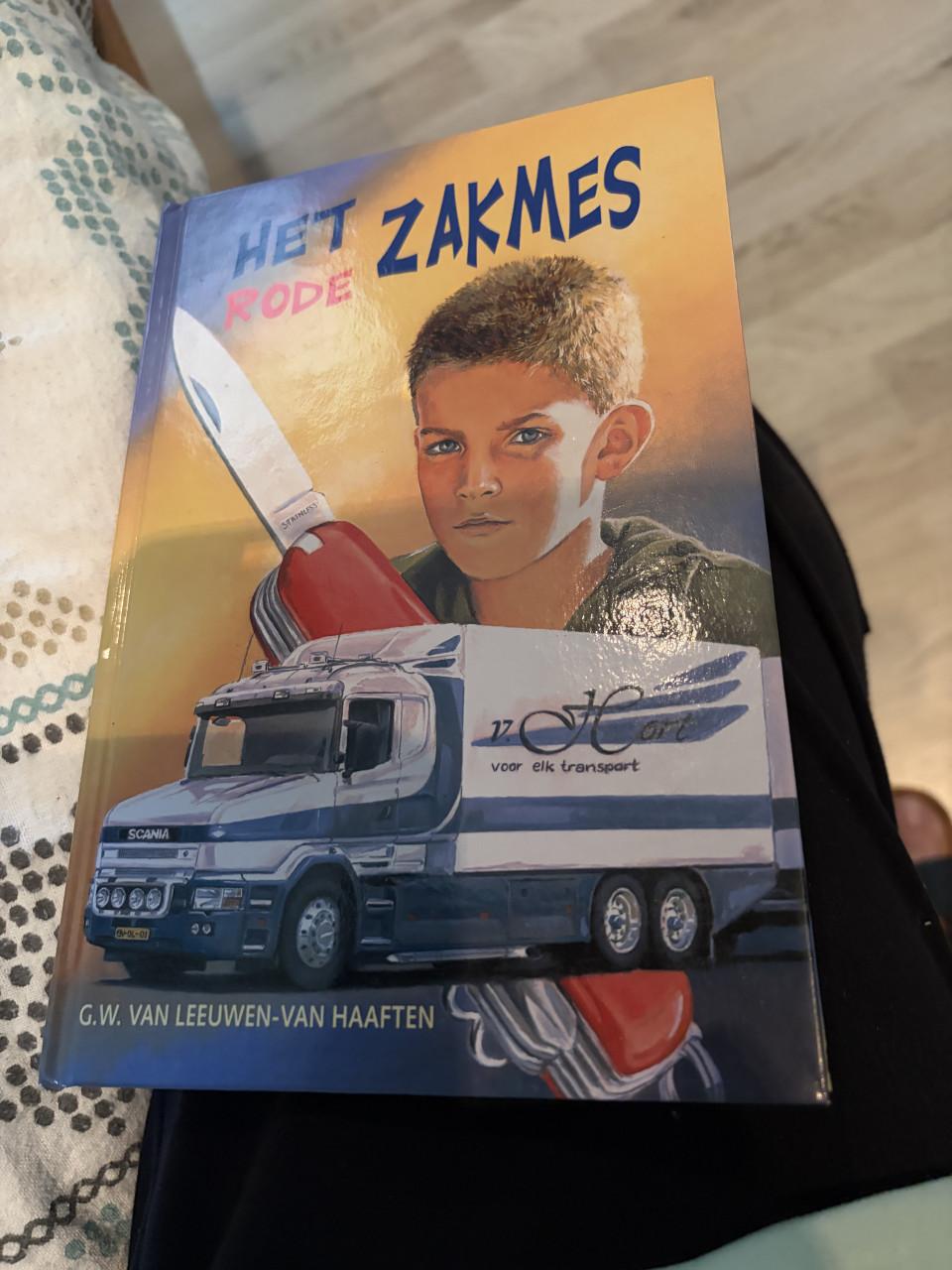 Boek het rode zakmes