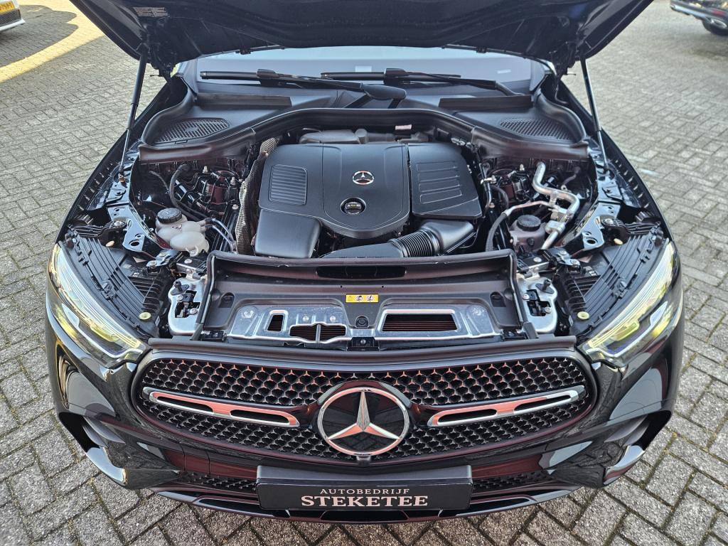 Mercedes-Benz Glc 200 4matic amg line | acc | camera | carplay