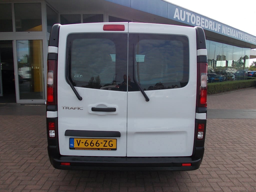 Renault Trafic 1.6 dci airco, navigatie, 3-zits, cr.control