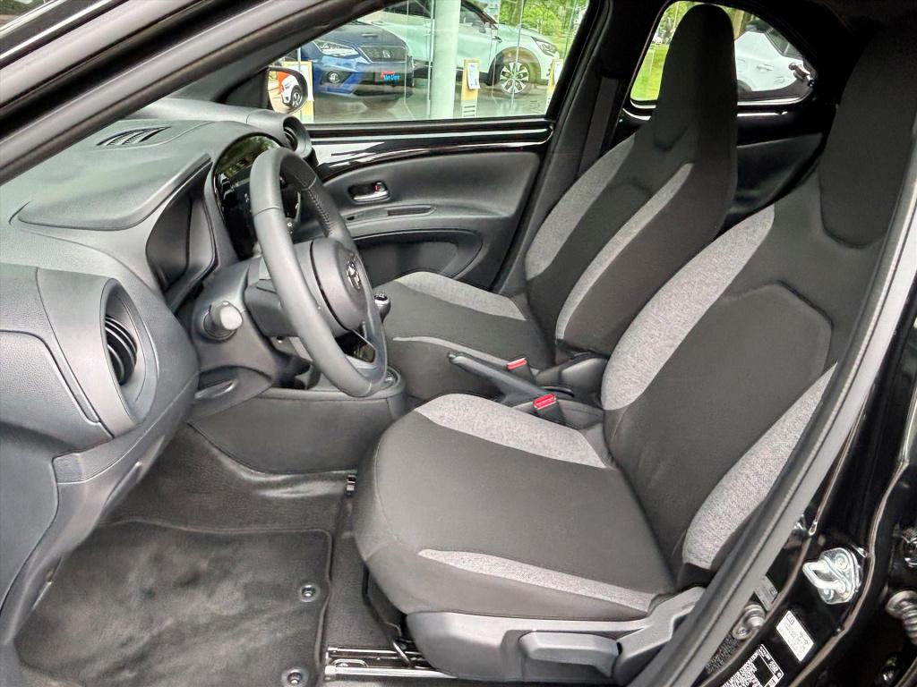 Toyota Aygo x 1.0 vvt-i mt play| camera| carplay|rijklaarprijs incl garanti