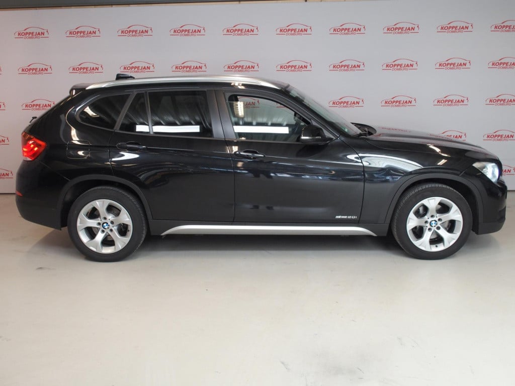 BMW X1 2.0i s drive upgrade edition nl auto, automaat, leder, xenon