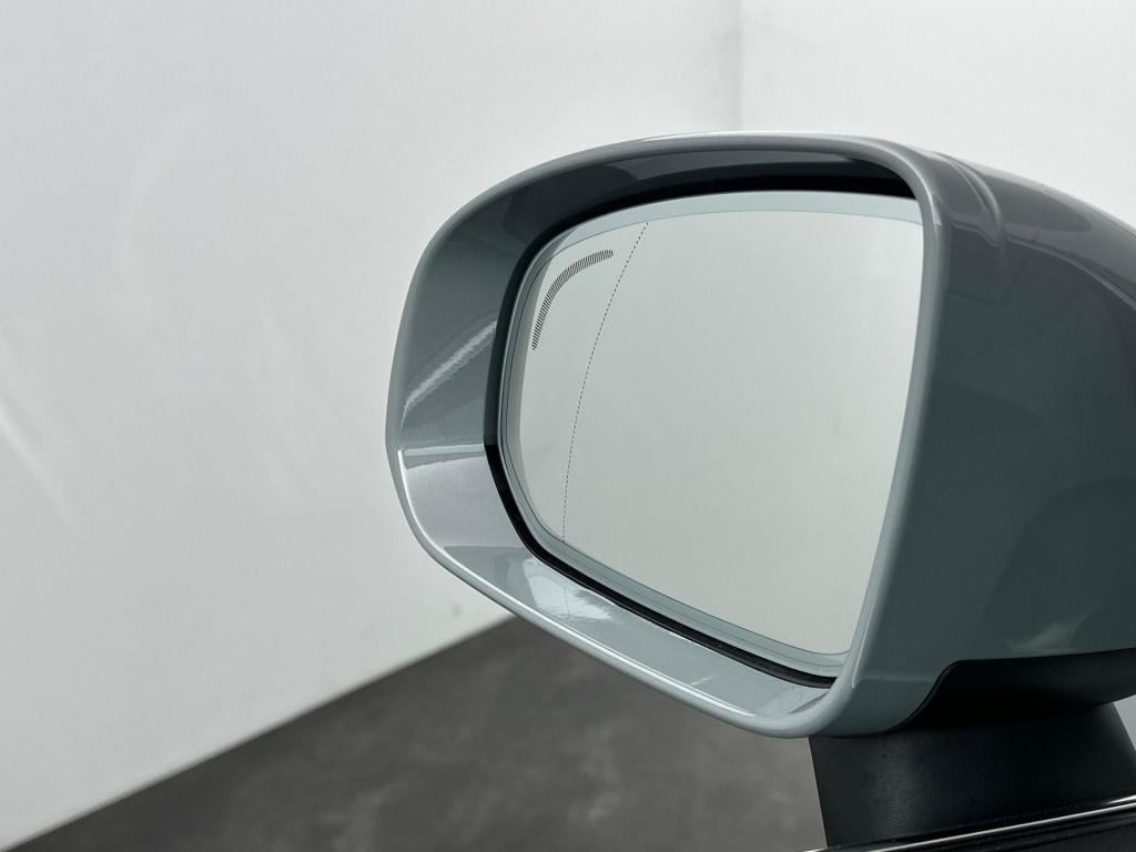Volvo XC60 t6 398pk recharge bright| achteruitrijcamera| trekhaak| pano|