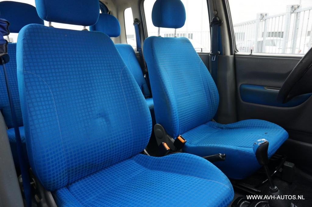 Opel Agila 1.2-16v color edition