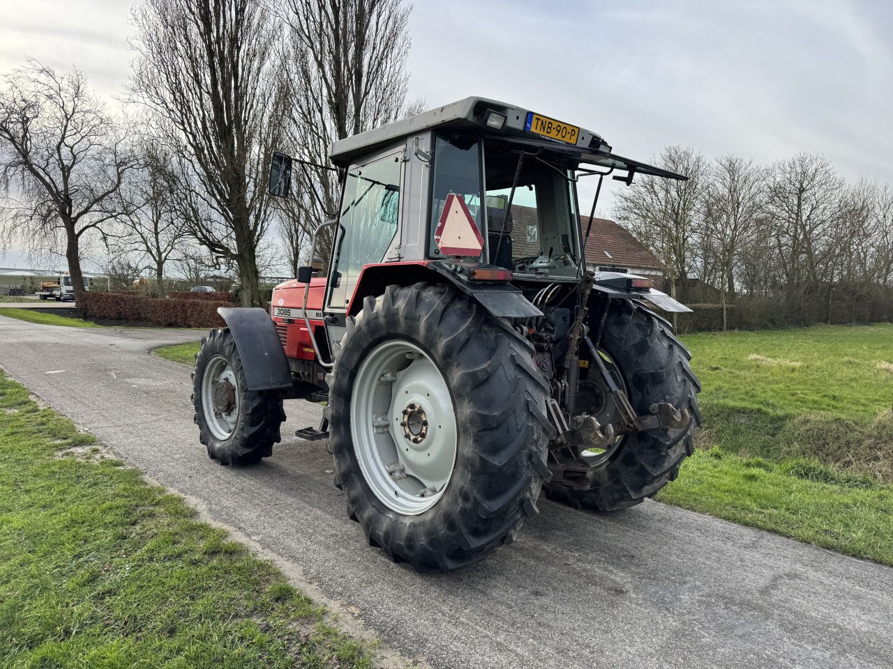 Massey Ferguson 3085
