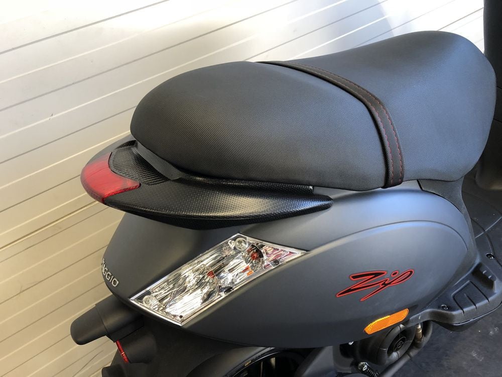 Allerlaatste Piaggio Zip S 45km nu uit voorraad leverbaar!
