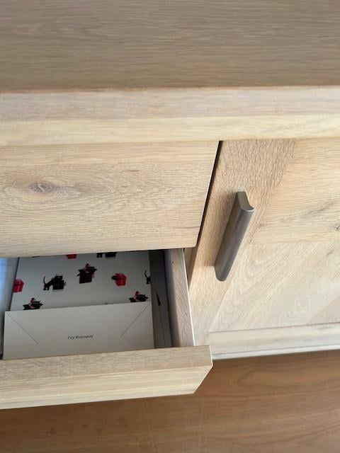 Dressoir geheel massief blank eiken (Friese meubelfabriek)